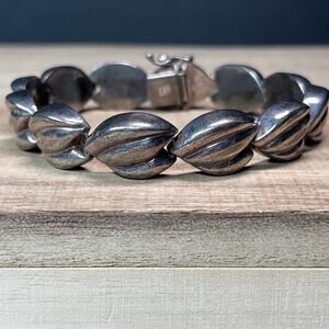 Vintage Milor Italy Sterling Silver 925 Wide Puffy Tennis Bracelet Linked Hearts